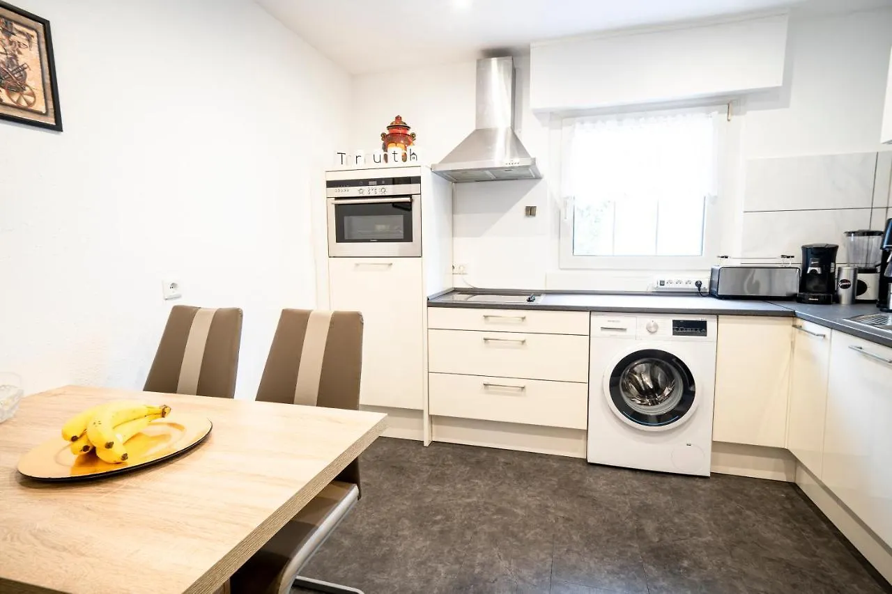 Apartamento Truth Fuer 5 - King Size Betten, Kamin, Garten, Xxl Couch, Smart-Tv Dortmund